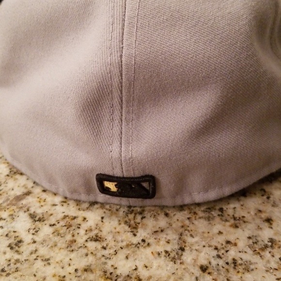 Throwback classic Pittsburgh Pirates Hat - Picture 3 of 4
